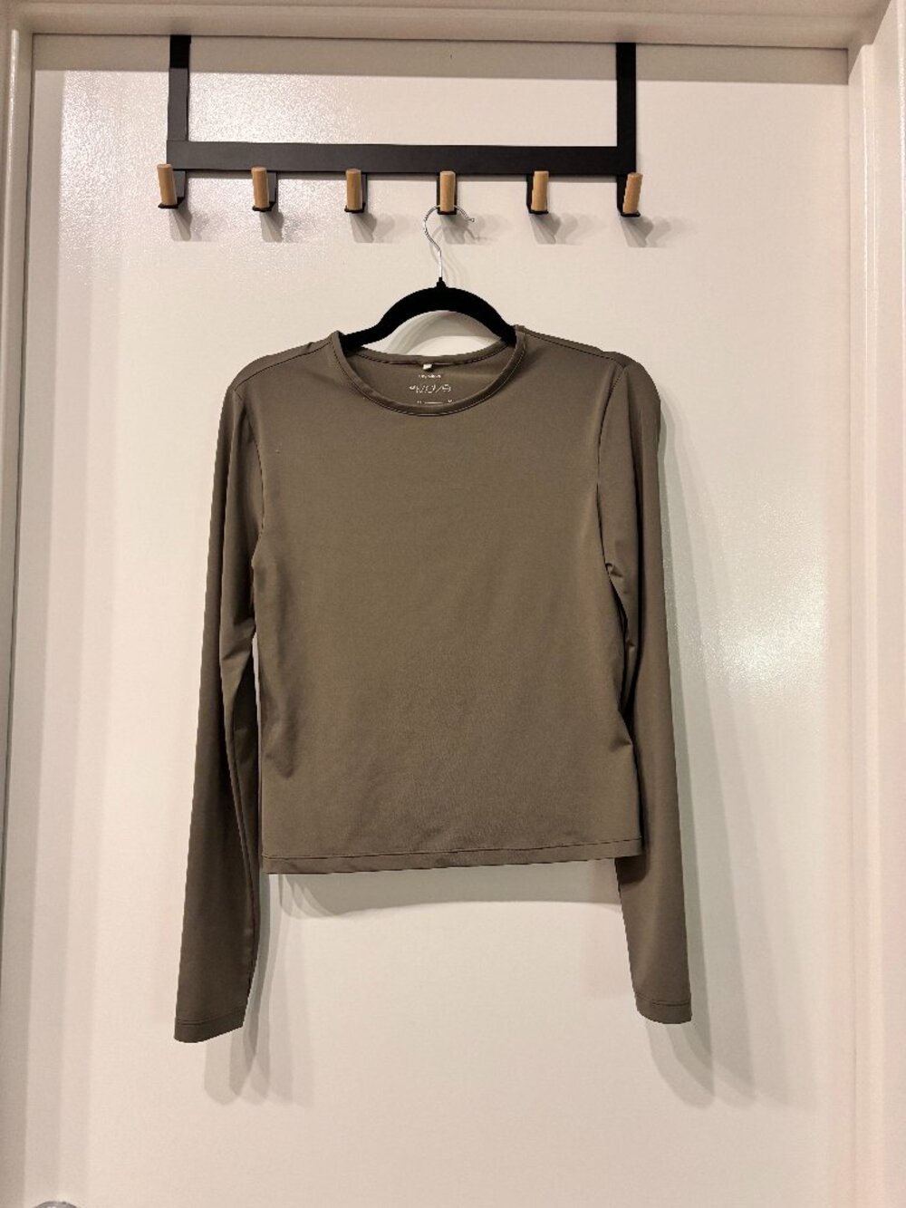 H&M DryMove Olive Green Long Sleeve Athletic Top Sz M